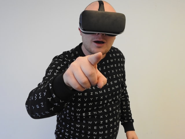 What Are the Biggest Problems Virtual Reality Can Solve